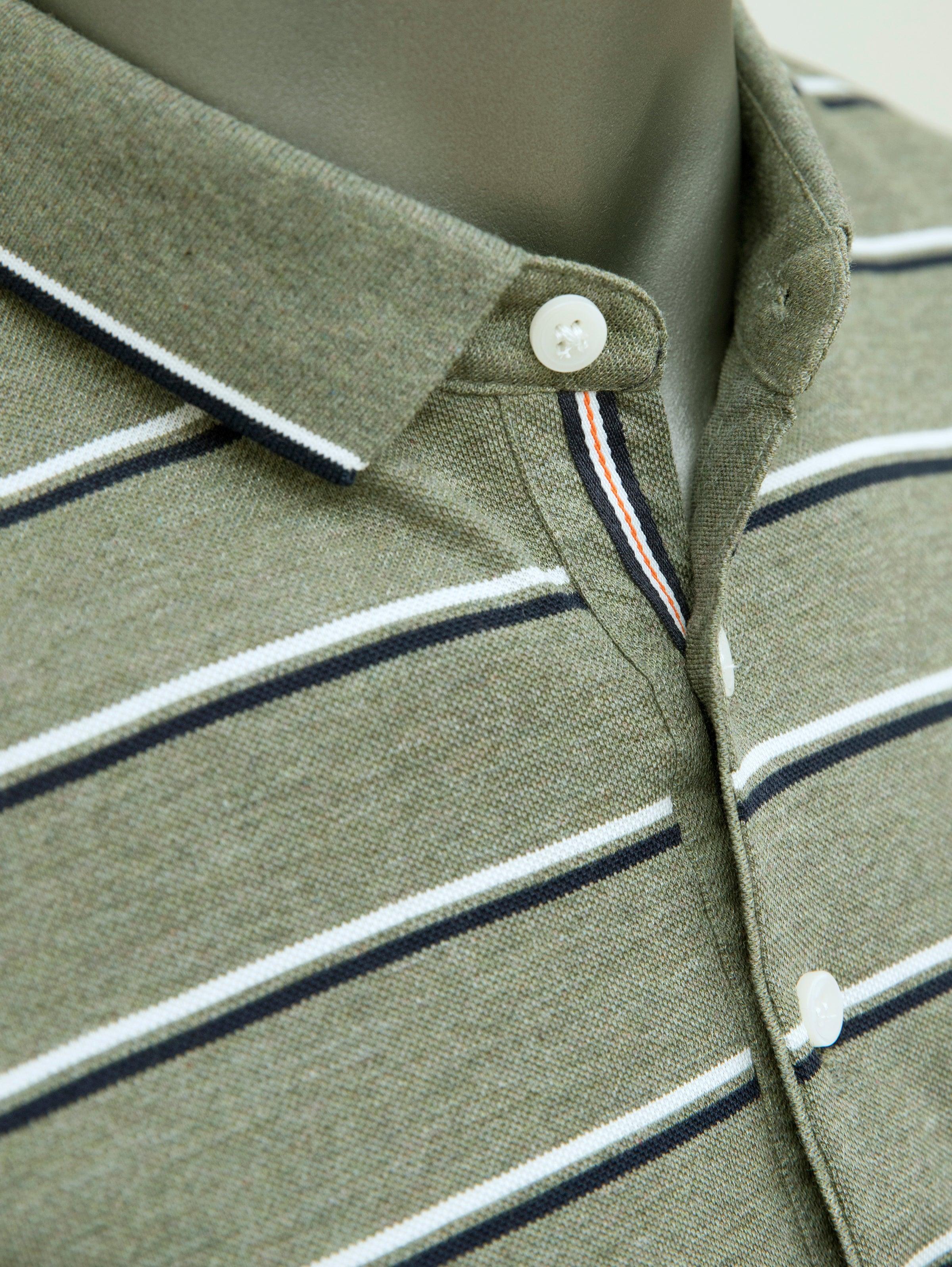 Exclusive T Shirt Polo Green - Image 2