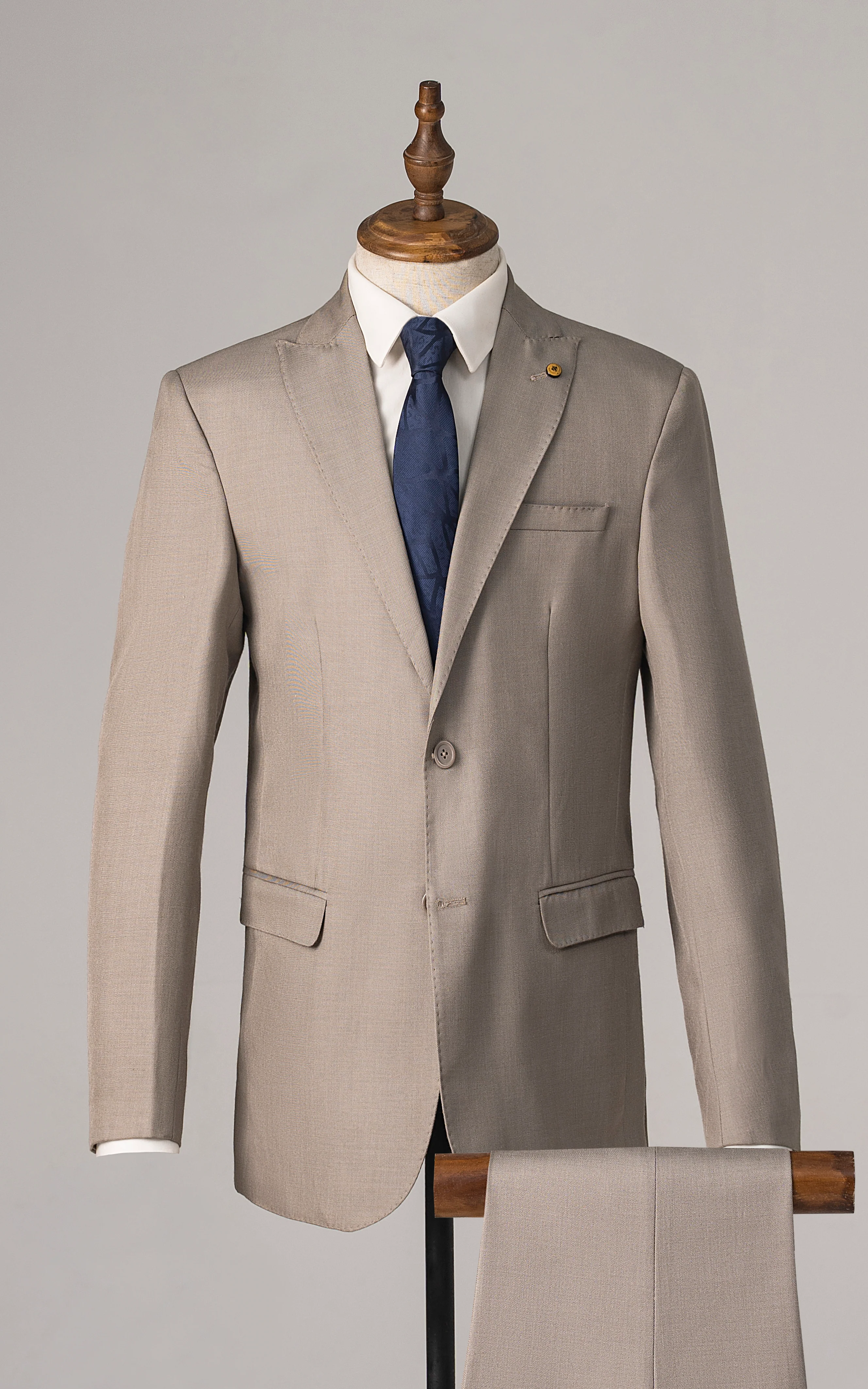 2 PIECE SUIT BEIGE