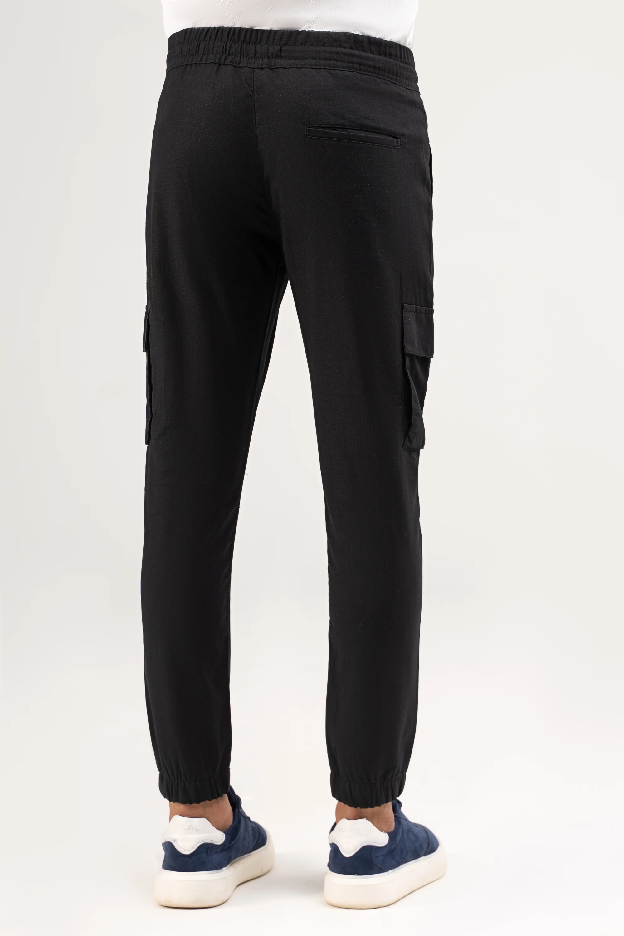 LINEN CARGO JOGGER TROUSER BLACK - Image 3