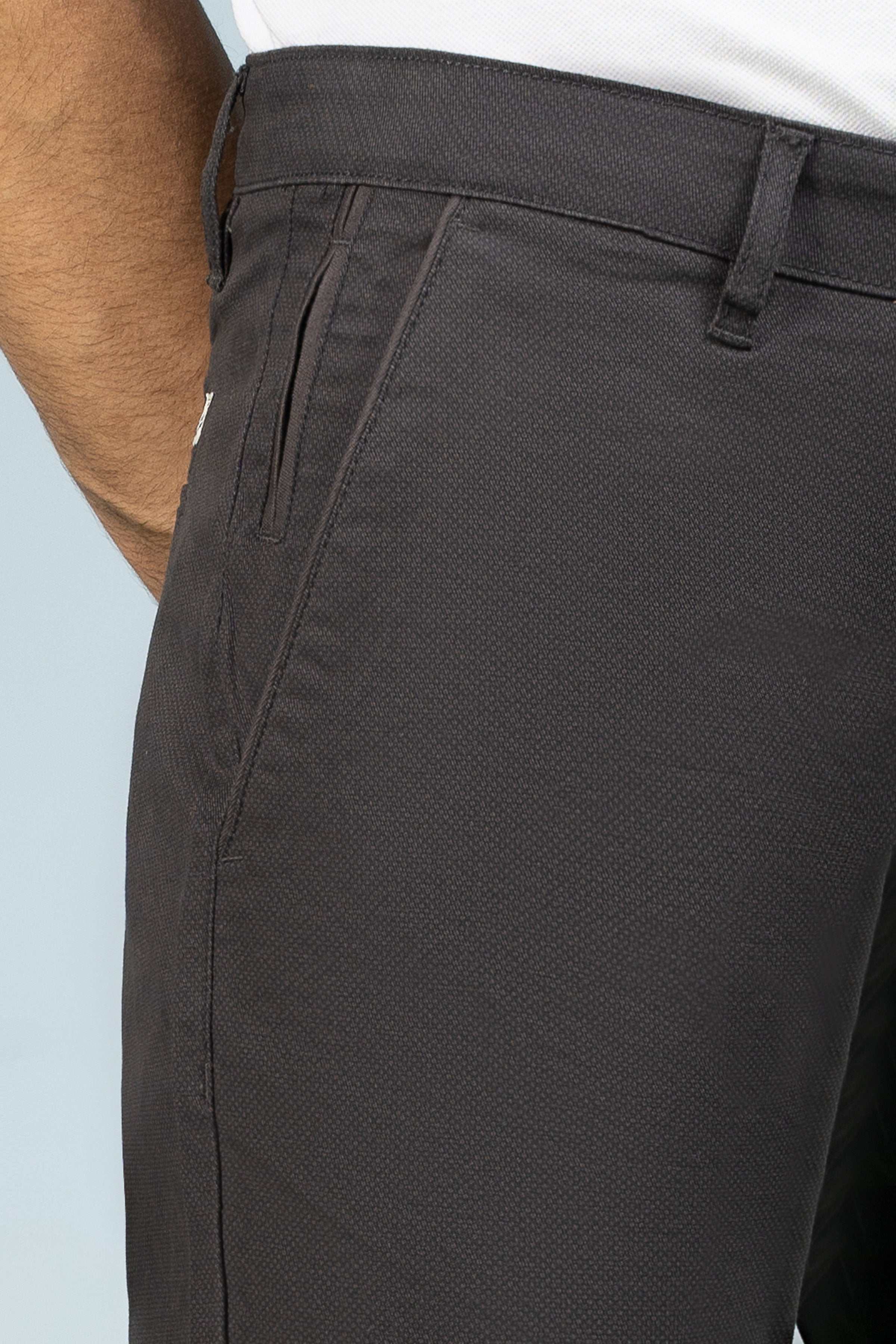 CROSS POCKET PRINTED PANT CHARCOAL - Image 4