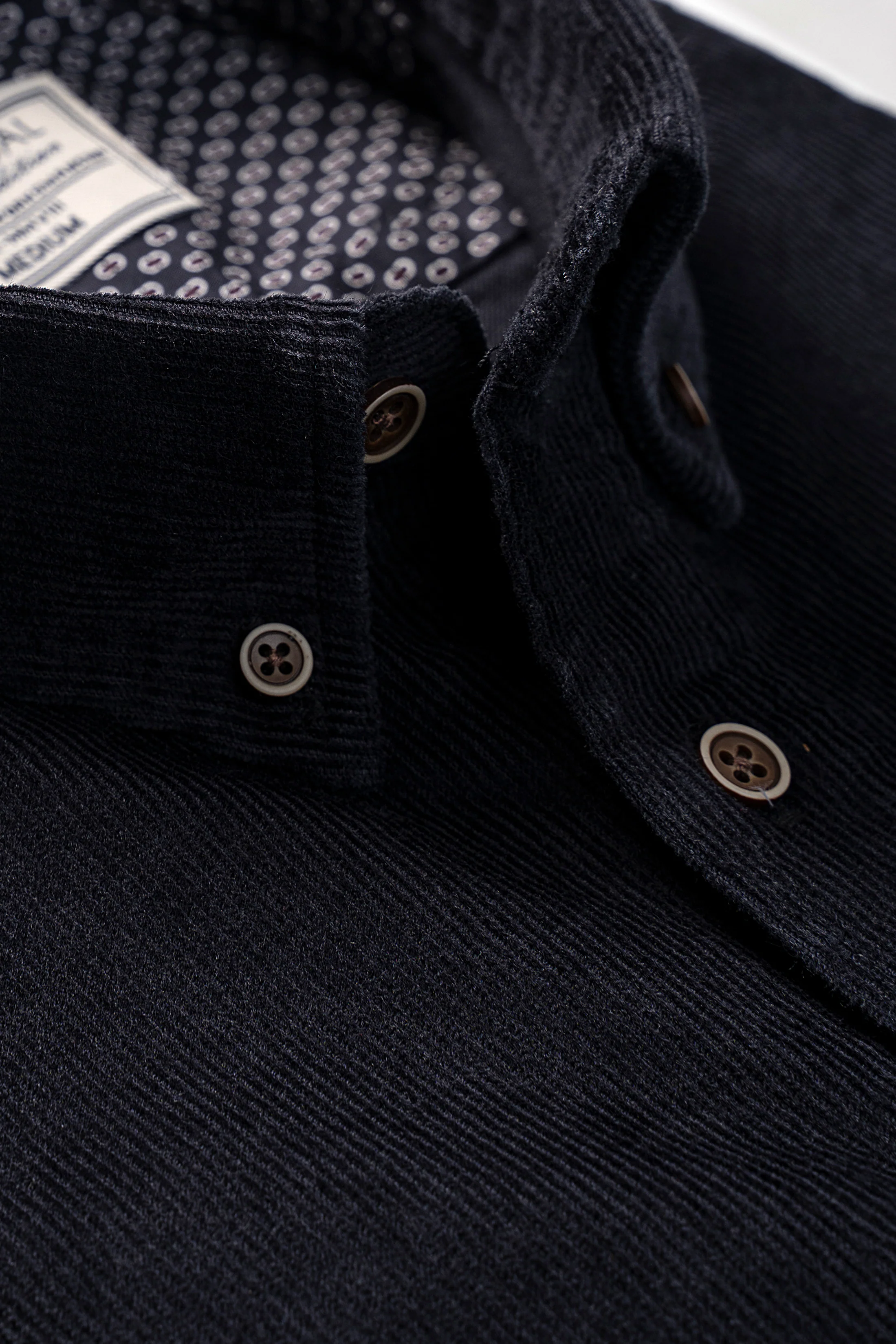 CORDUROY SHIRT IN BLACK - Image 2