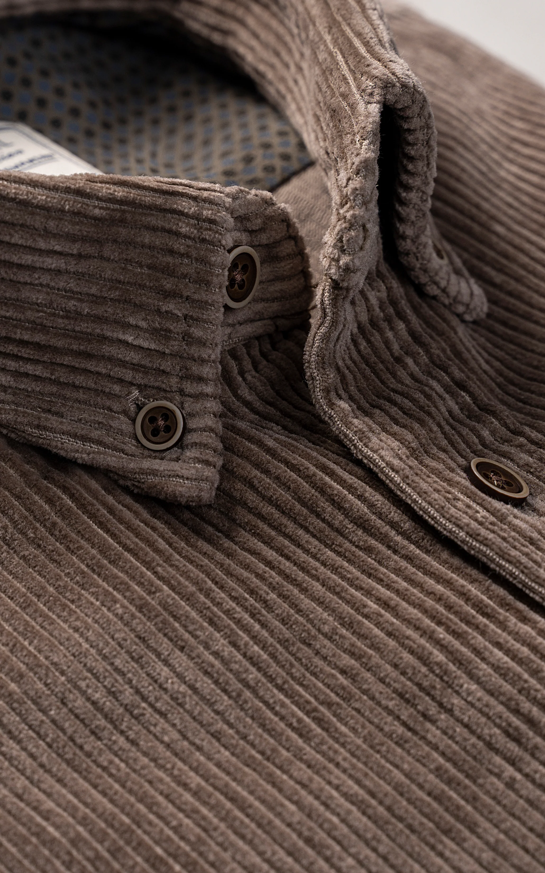 CORDUROY SHIRT IN KHAKI - Image 2