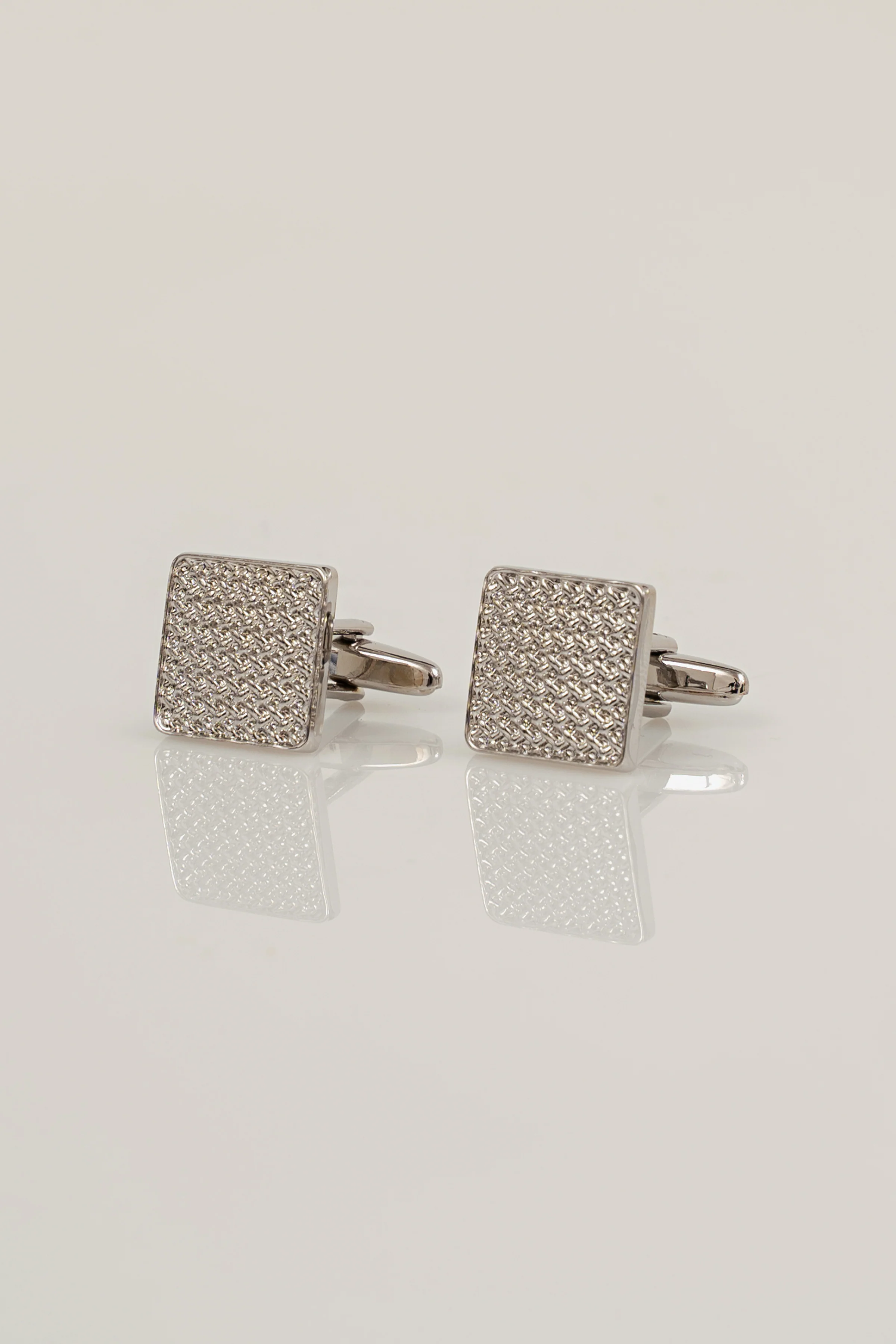 CUFFLINKS - Image 5