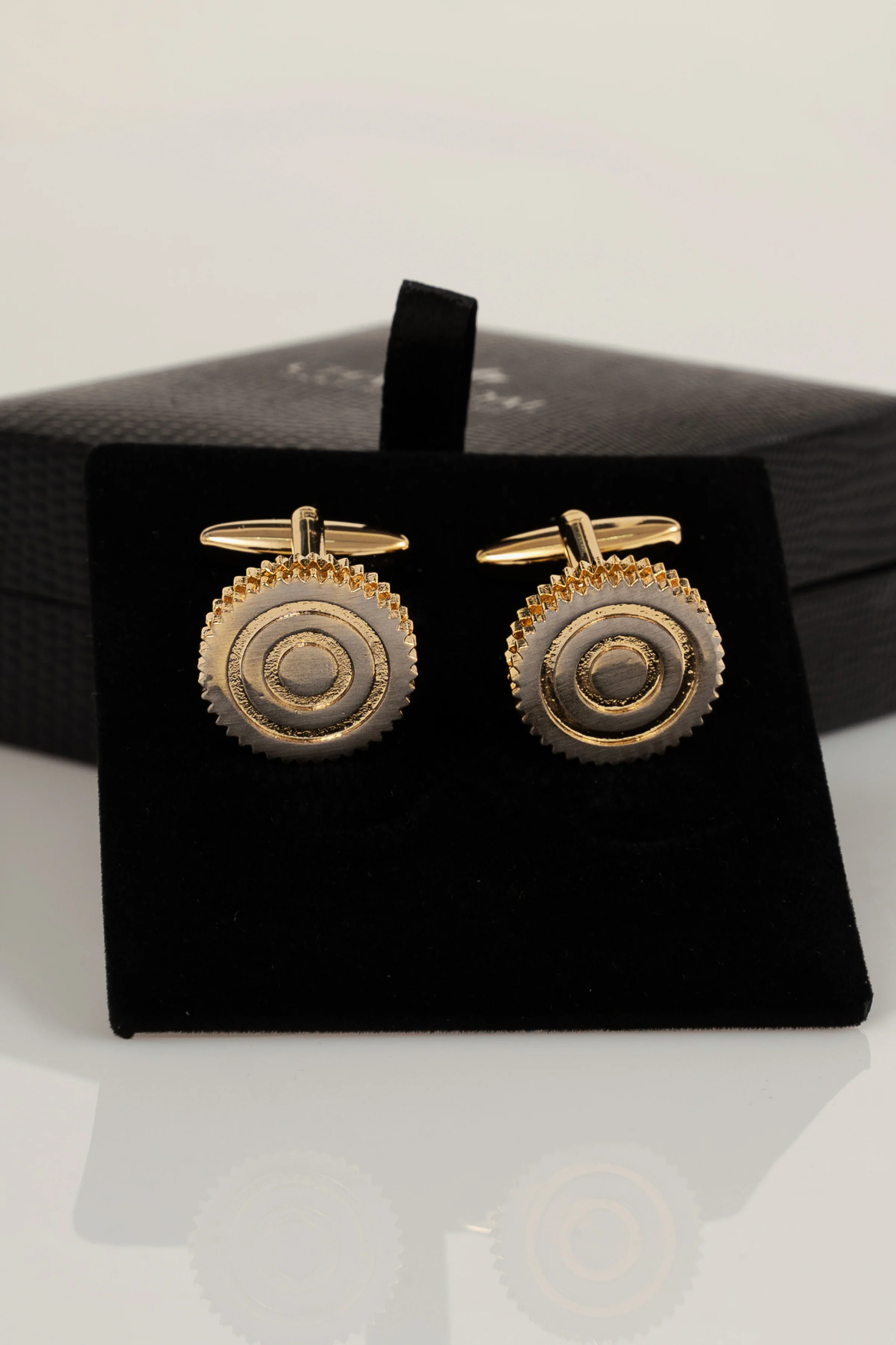 CUFFLINKS - Image 3