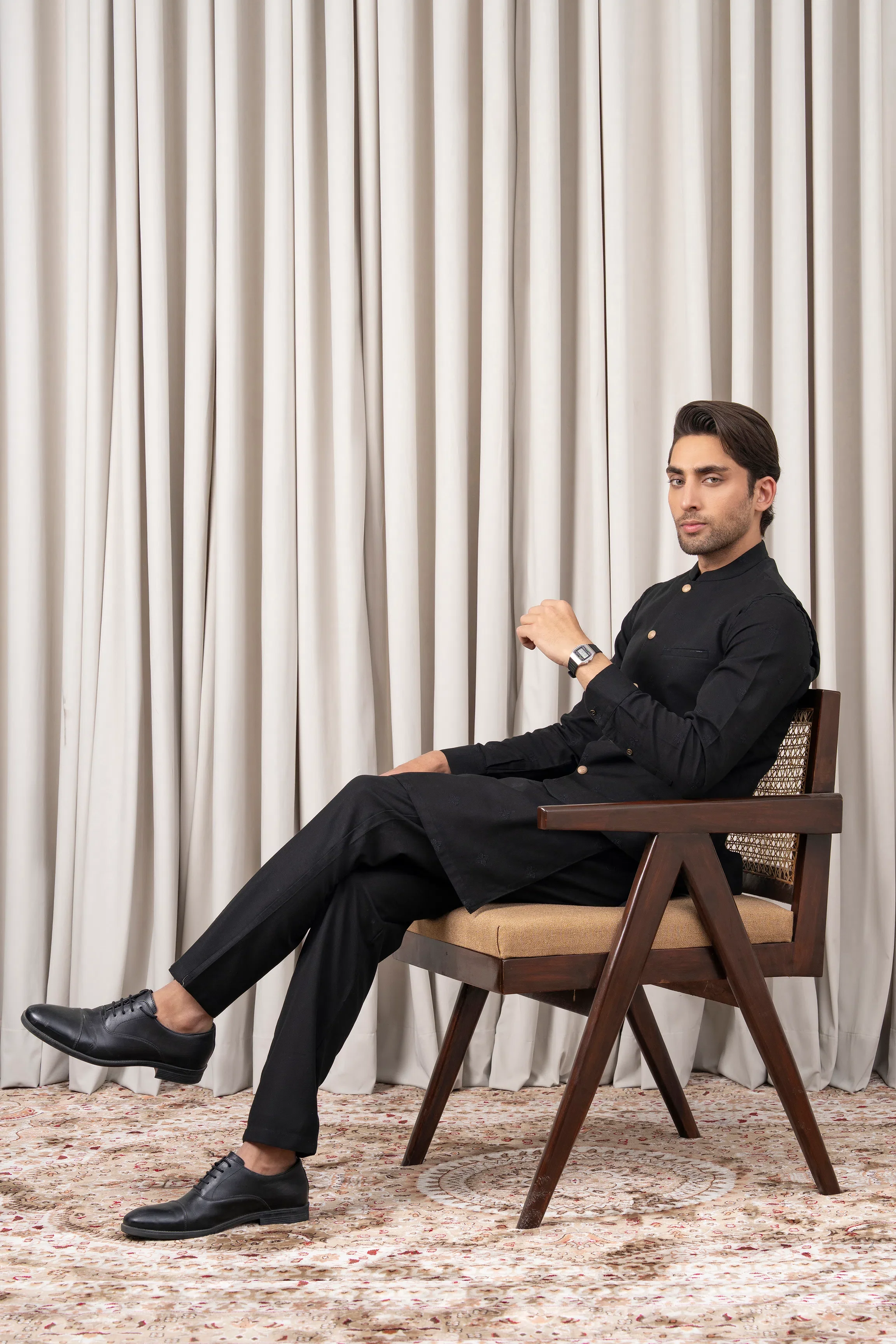 EMBROIDERED WAISTCOAT | PREMIUM COLLECTION BLACK - Image 3