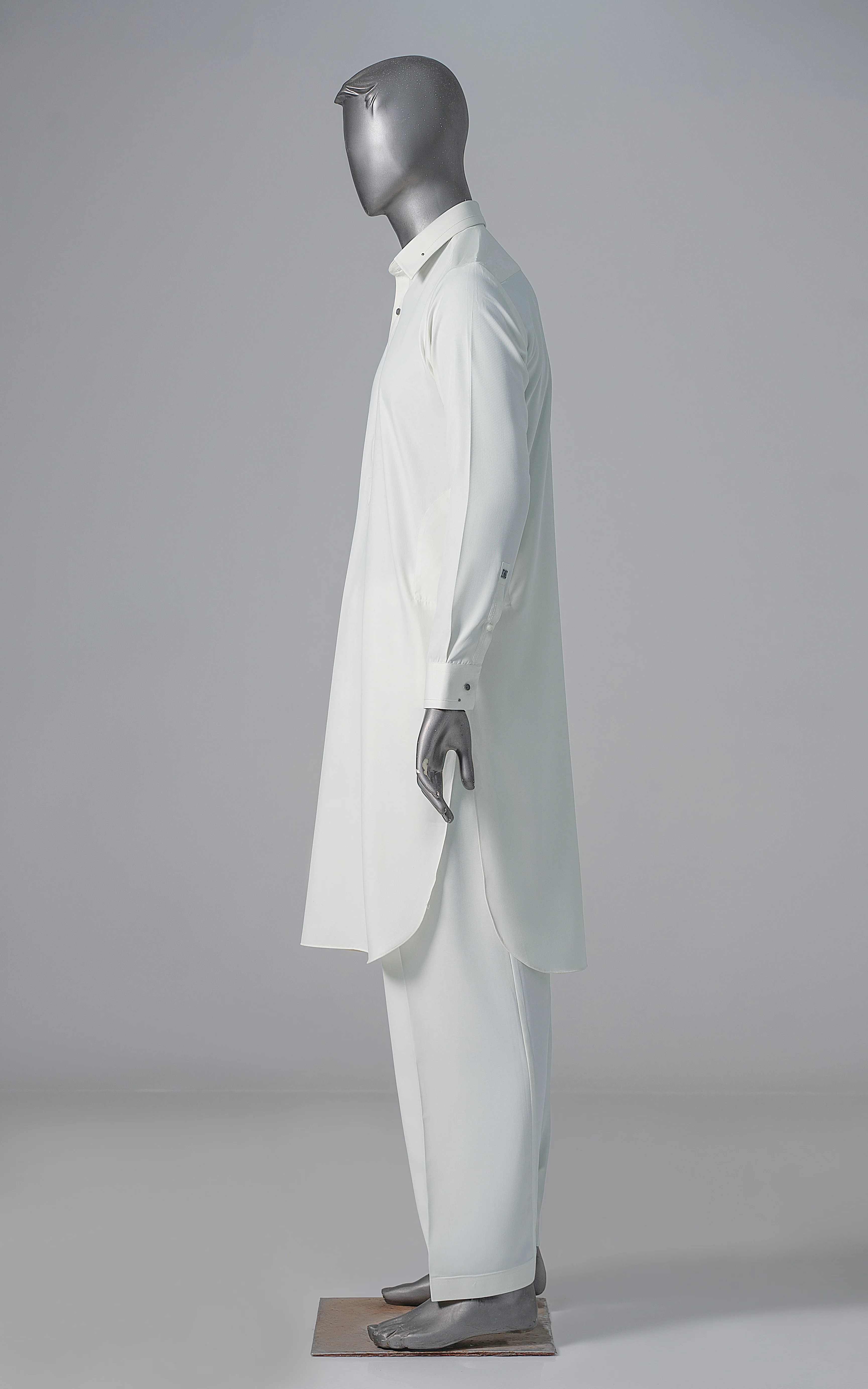 EXCLUSIVE BLENDED KAMEEZ SHALWAR OFF WHITE - Image 3