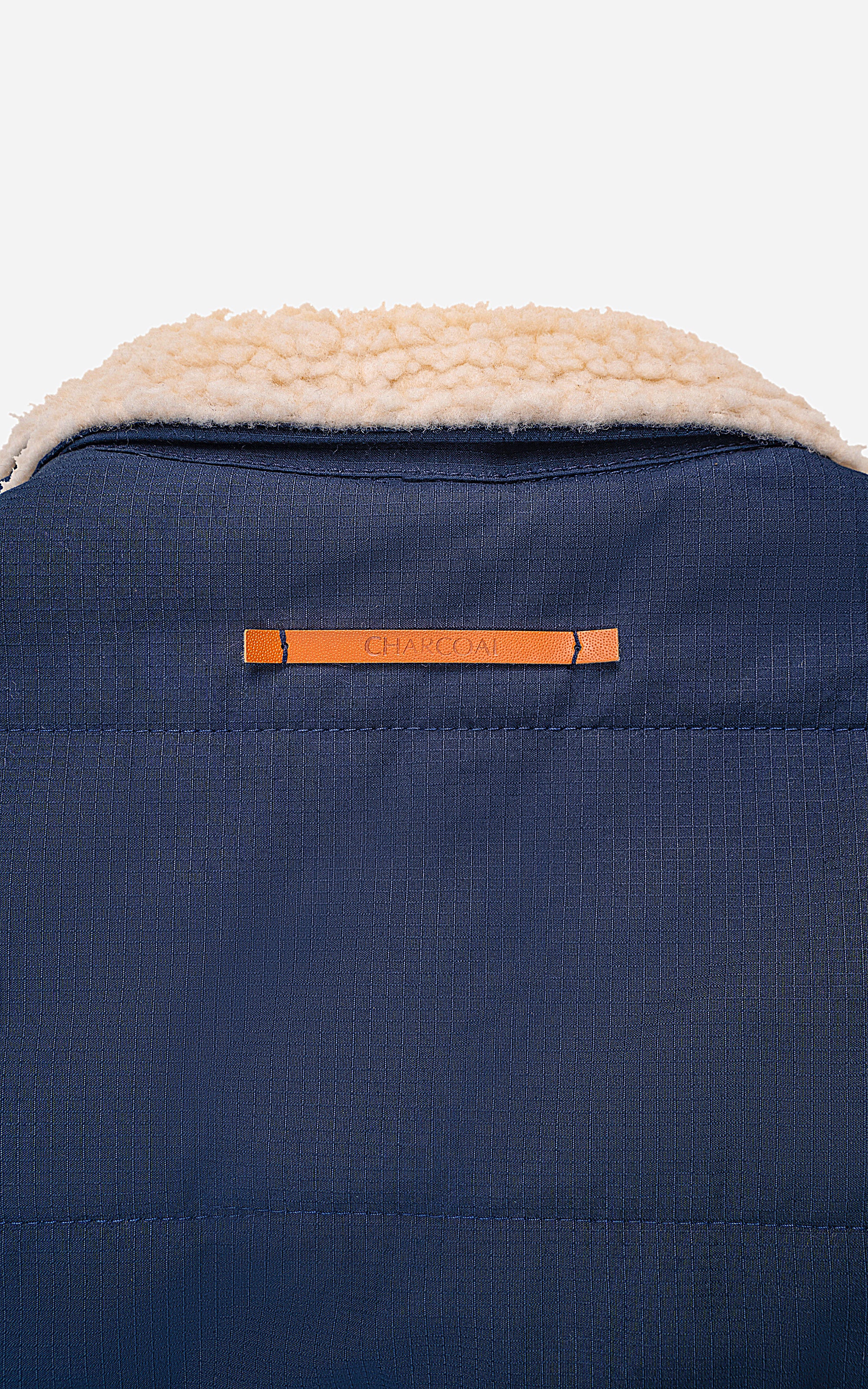 QUILTED FAUX FUR COLLAR JACKET NAVY - Image 4