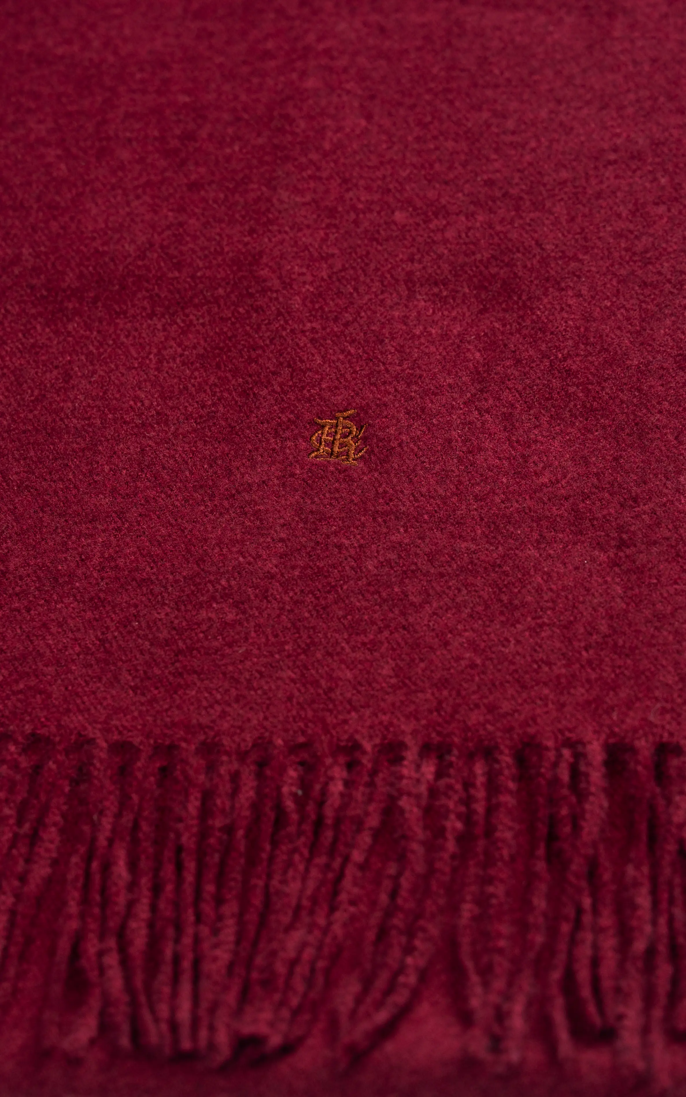 PLAIN EMBROIDERY SCARF - Image 2