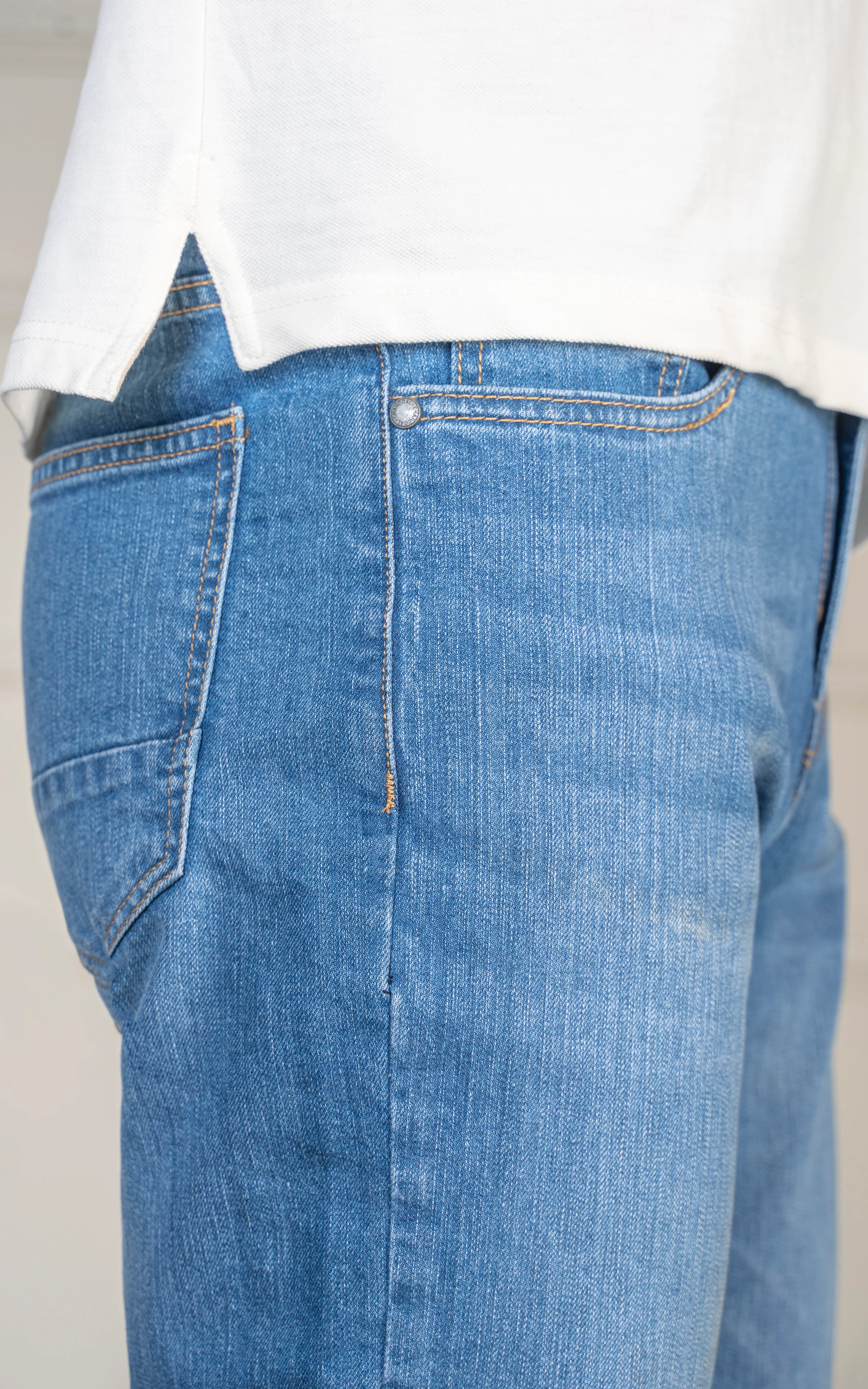 REGULAR STRAIGHT FIT JEAN  MID BLUE - Image 5