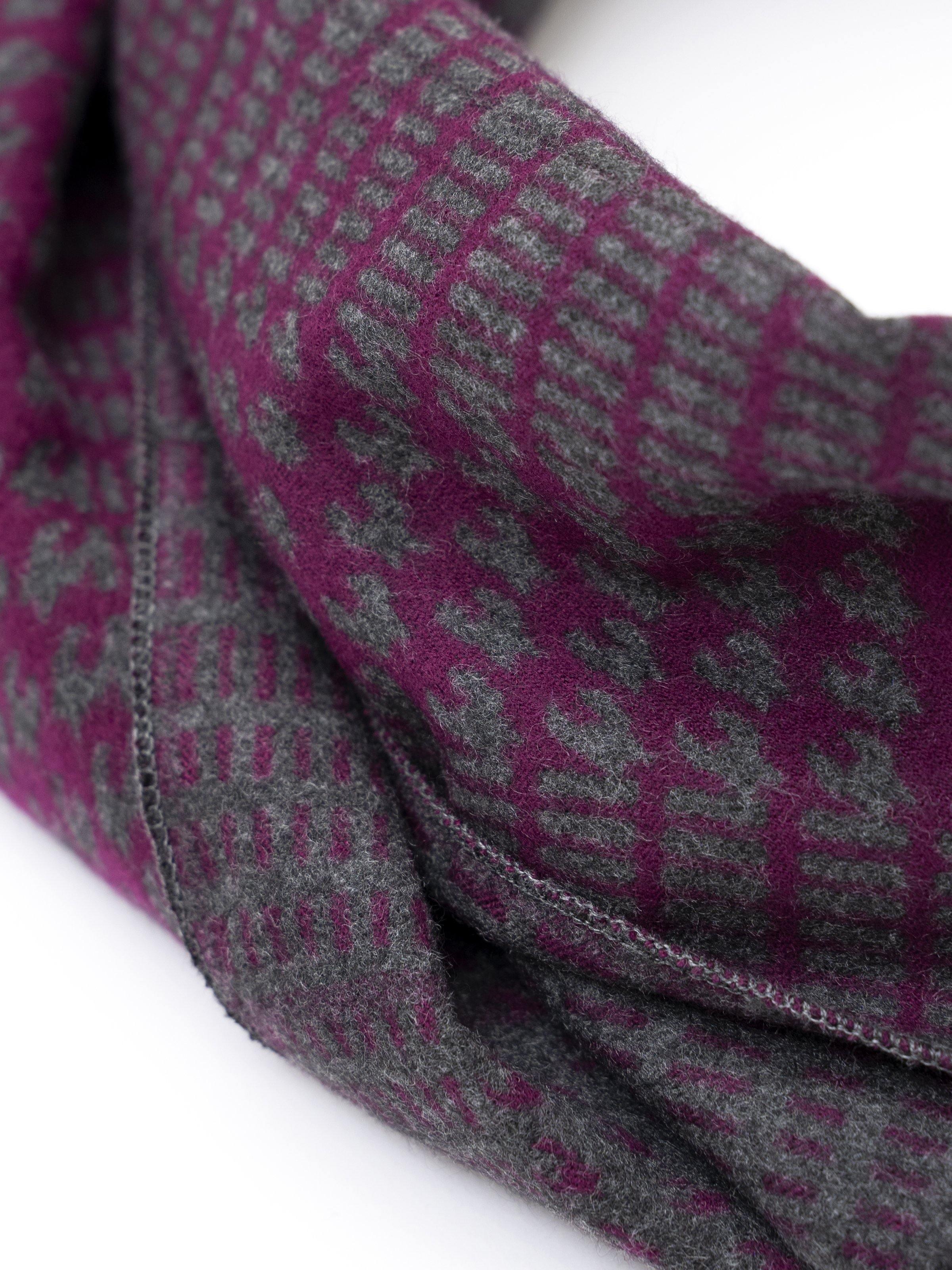 SCARF - Image 3