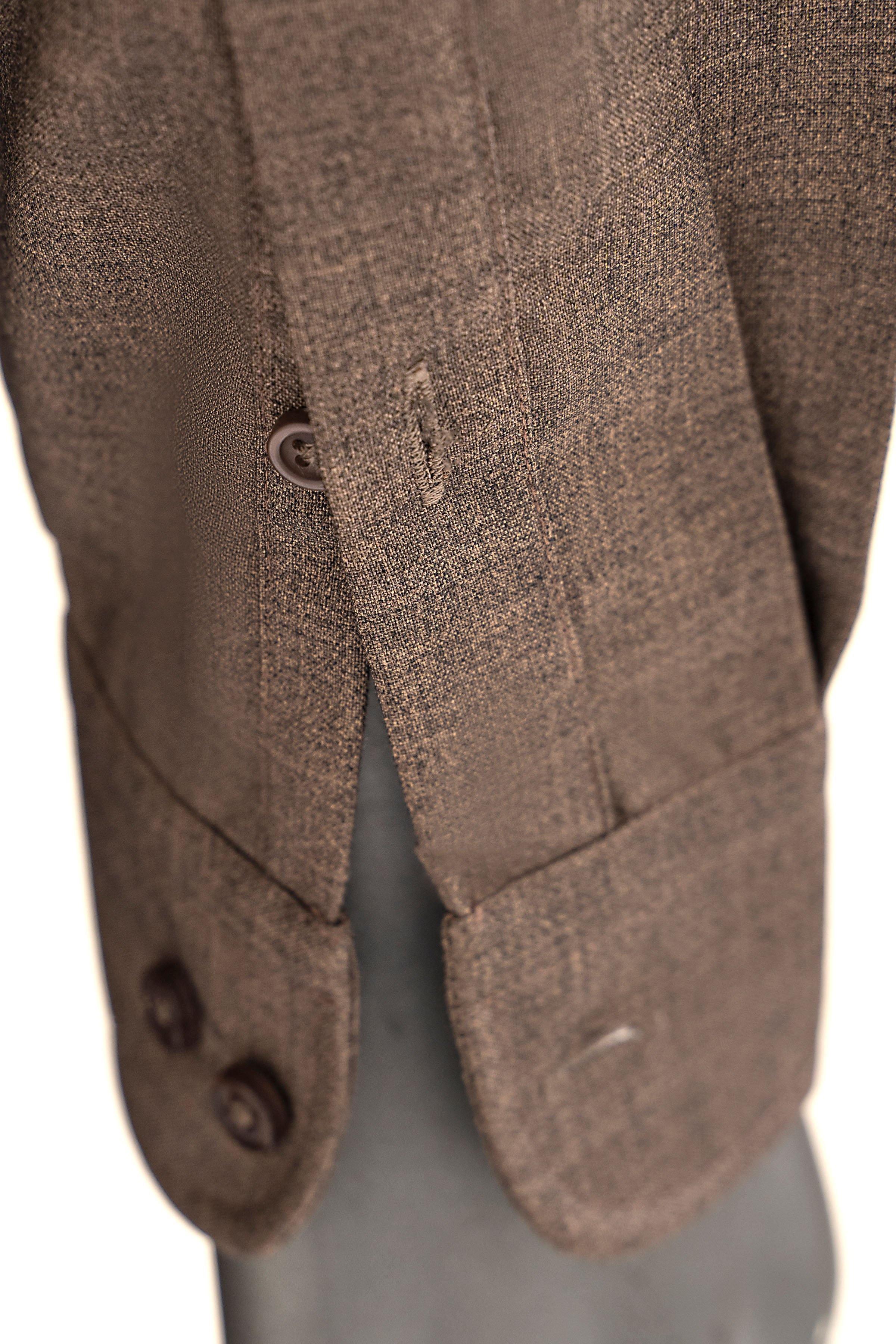 SHALWAR KAMEEZ WITH COLLAR BROWN - Image 4