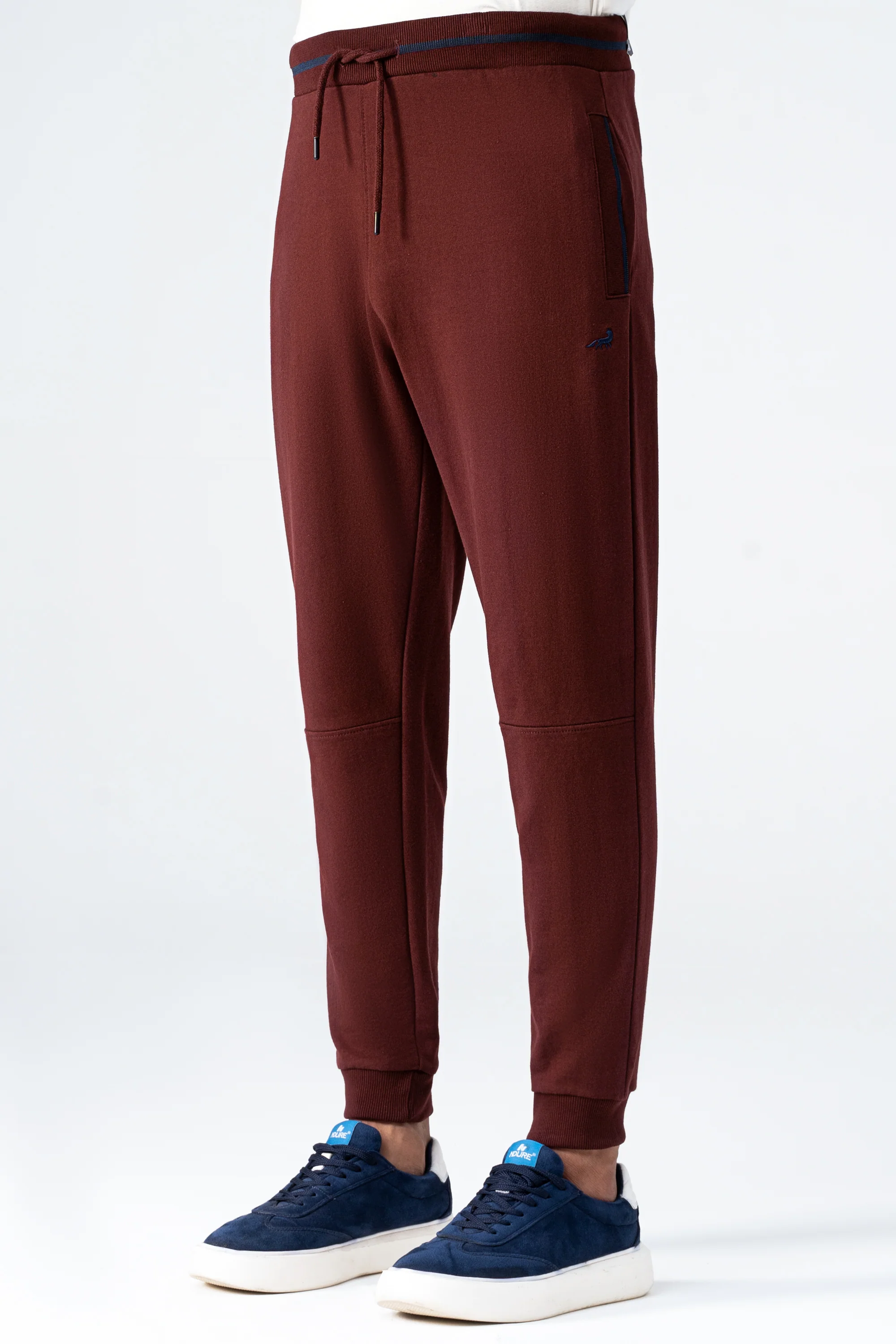 SIGNATURE TIPPING JOGGER TROUSER MAROON - Image 2
