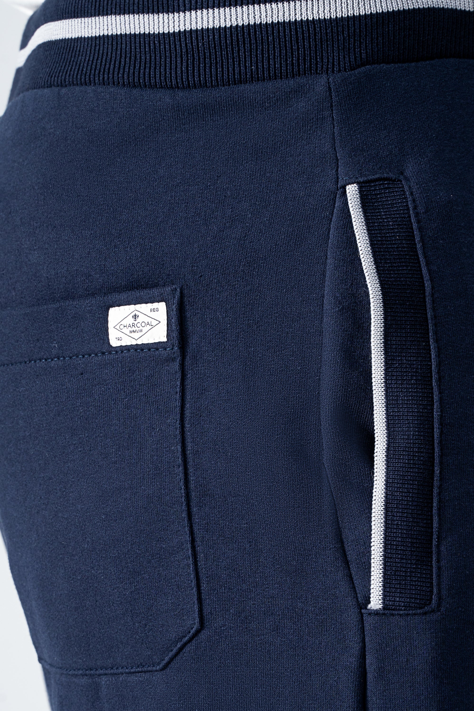 SIGNATURE TIPPING JOGGER TROUSER NAVY - Image 5