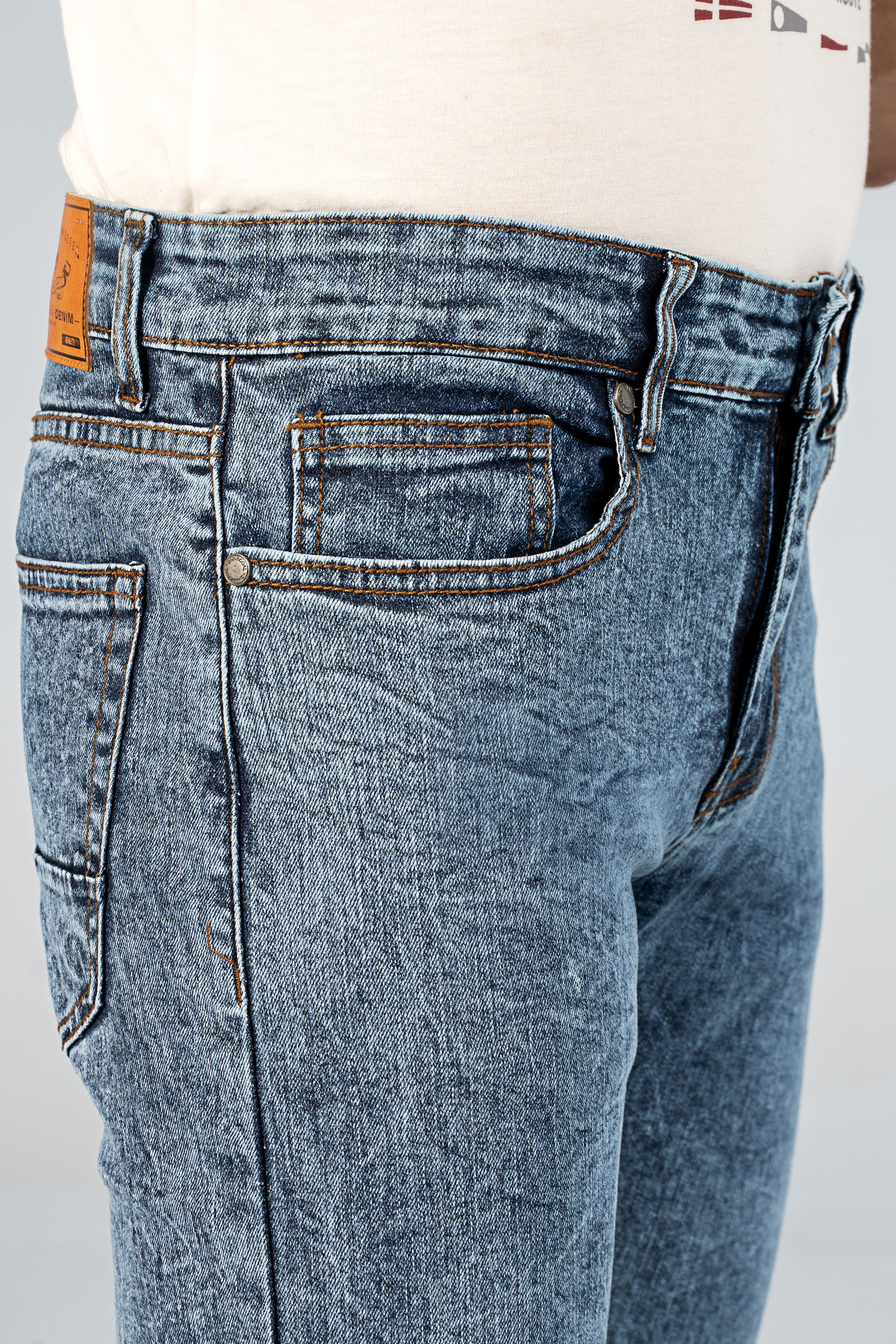 SLIM LEG DENIM JEANS MID BLUE RANDOM WASH - Image 4