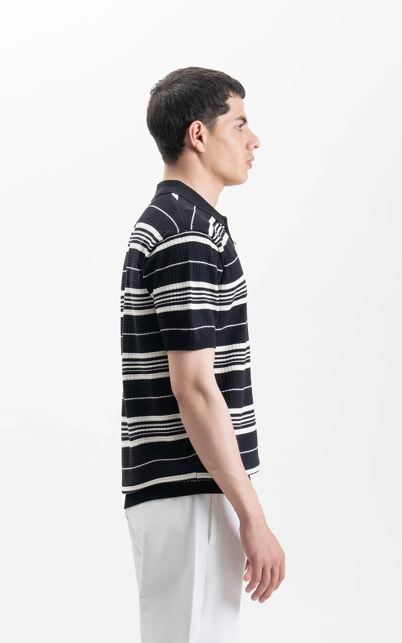 SWEATER KNIT HORIZONTAL STRIPED POLO SHIRT BLACK - Image 4