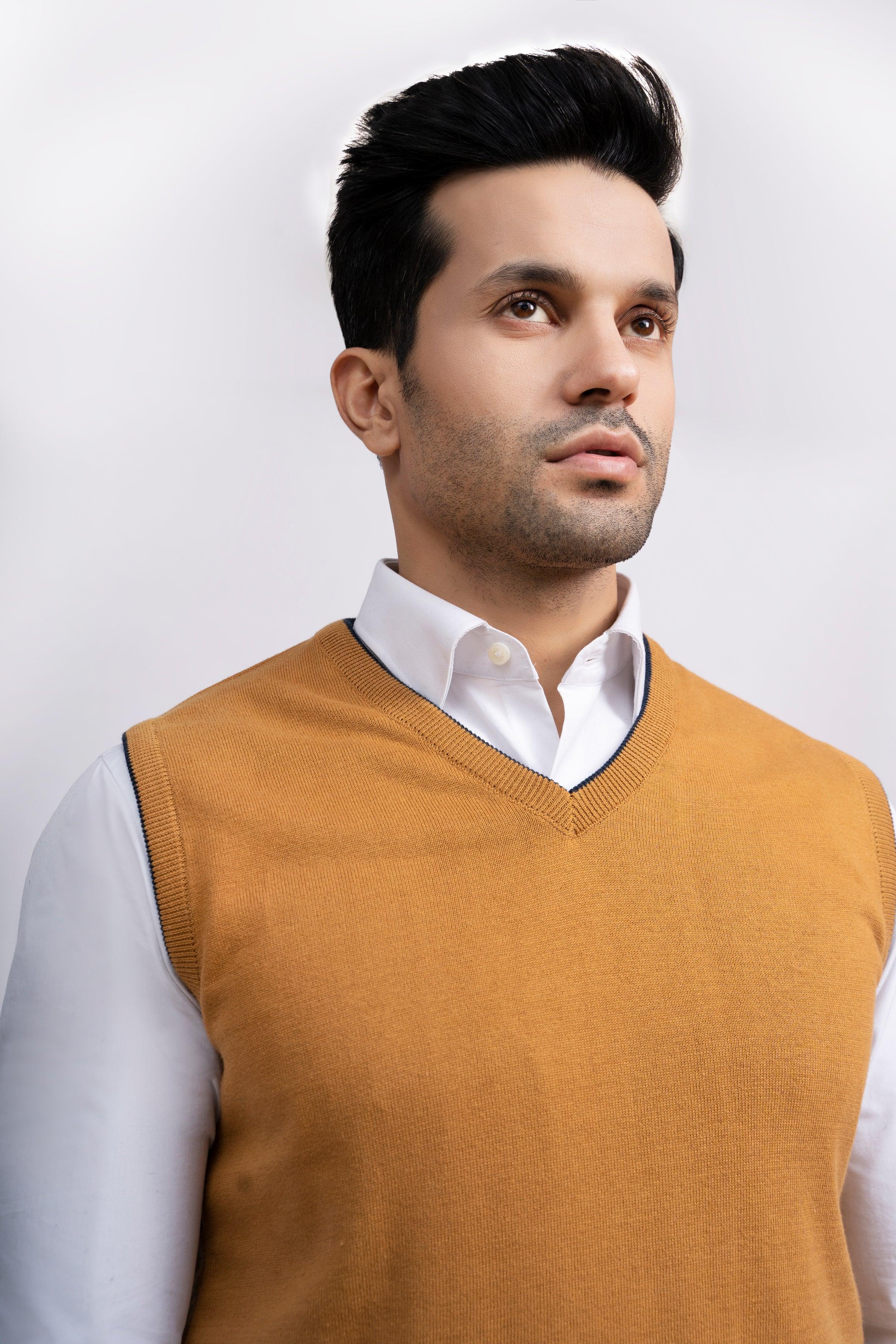 SWEATER V NECK S/L MUSTARD - Image 2
