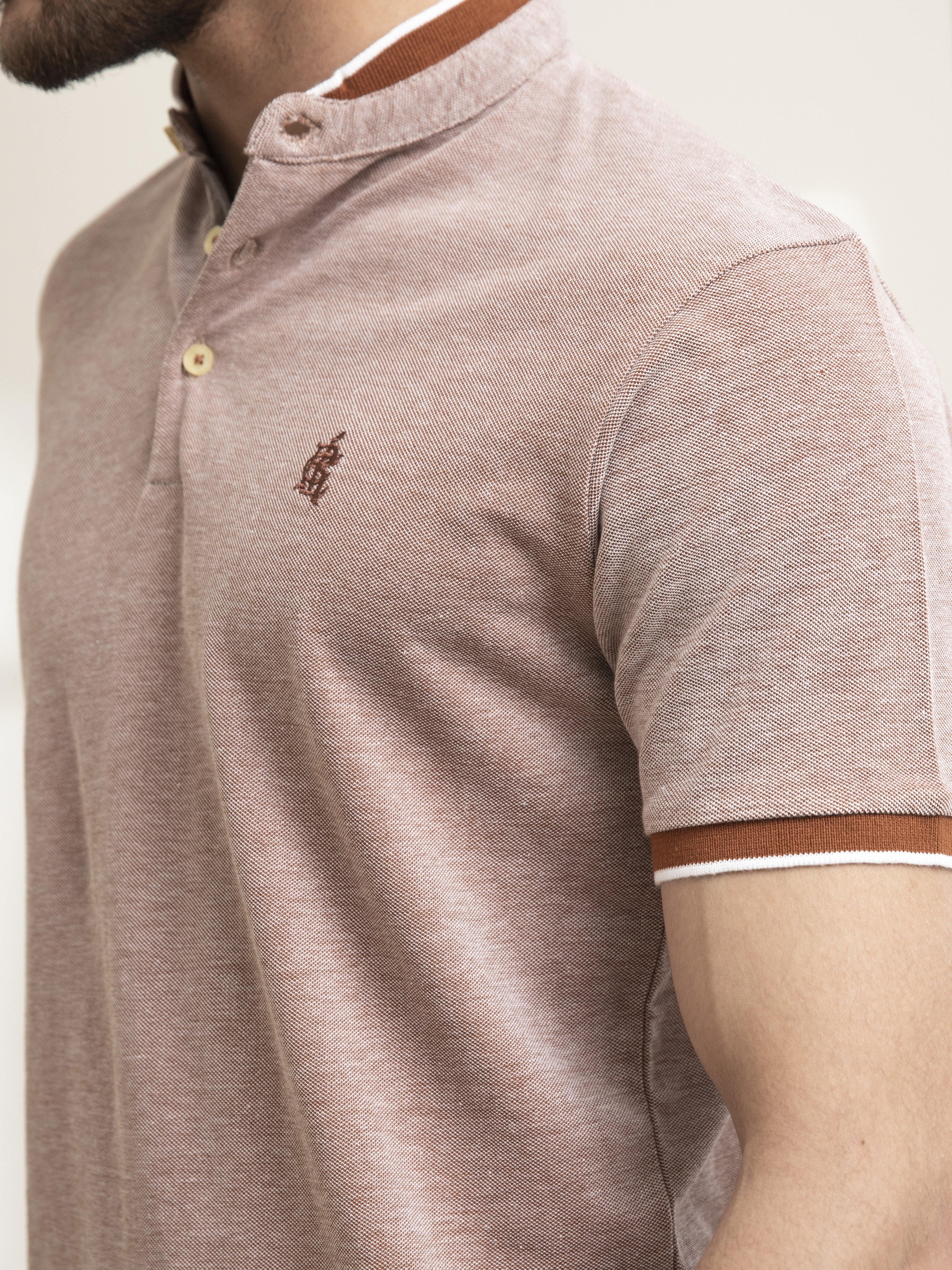 T SHIRT BAN COLLAR BIRD EYE WITH EMBROIDERY RUST - Image 3