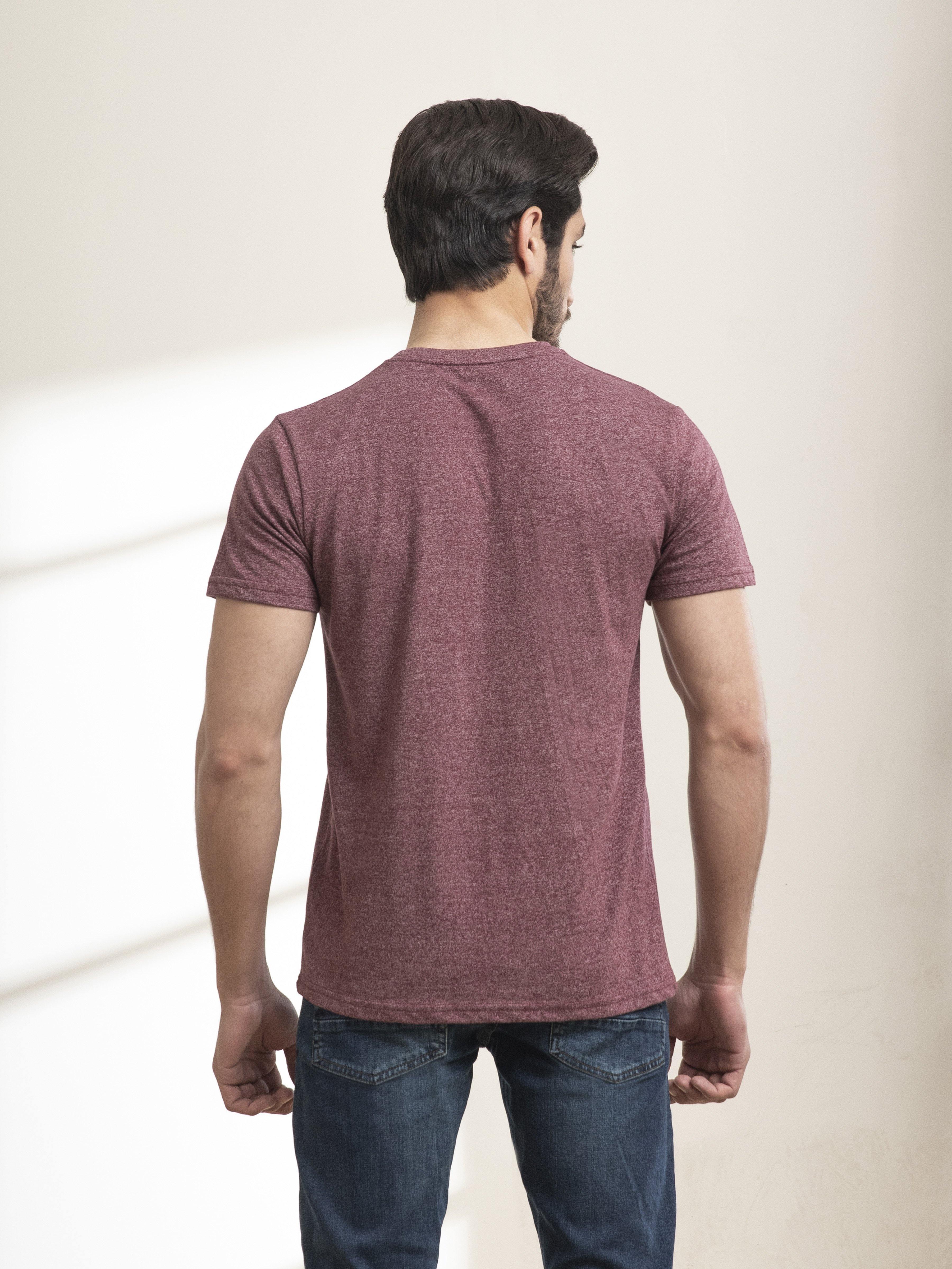 T SHIRT ROUND NECK CHAIN YARN MAROON - Image 4