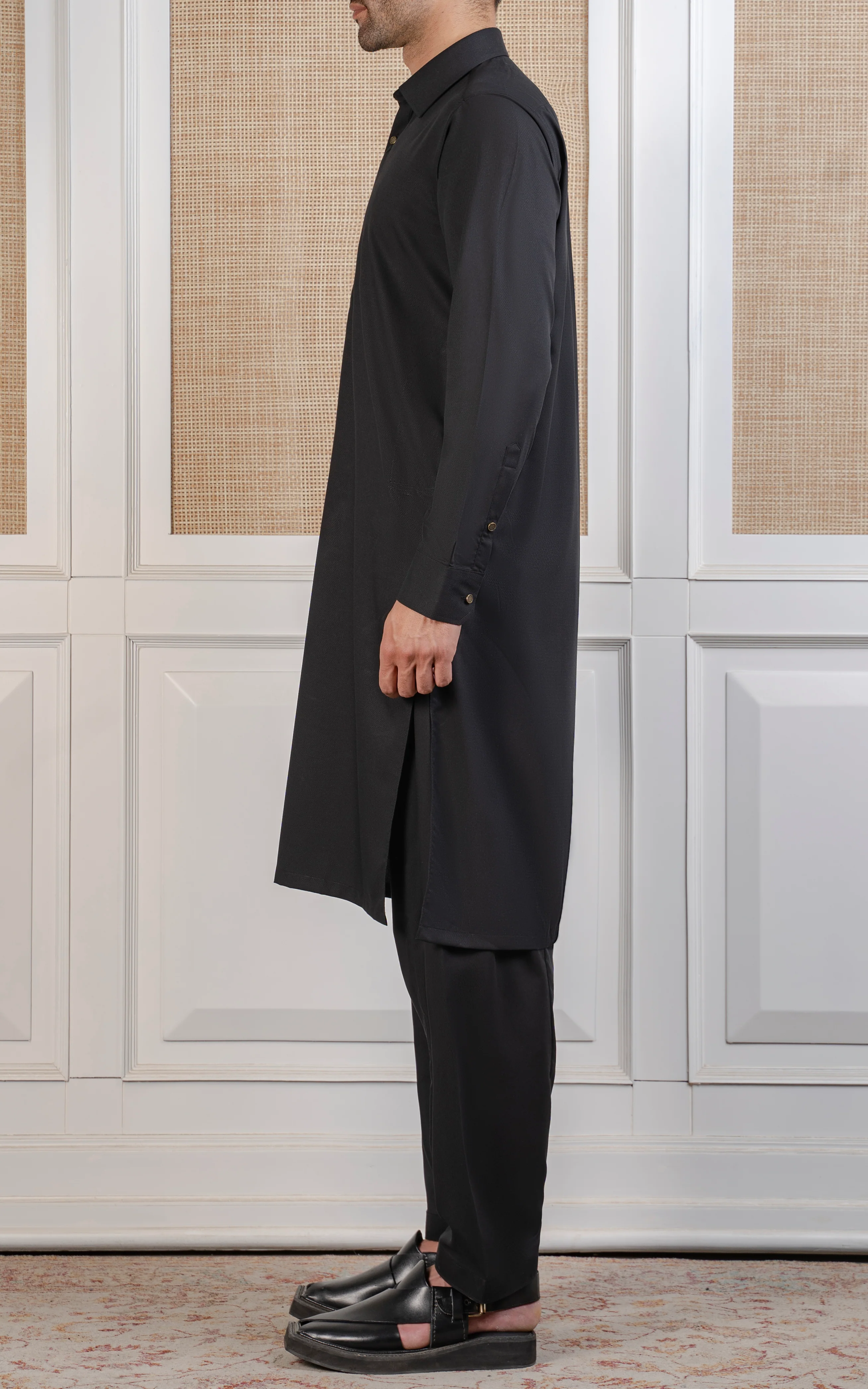 TEXTURED BLENDED KAMEEZ SHALWAR - EXECUTIVE COLLECTION BLACK - Image 4