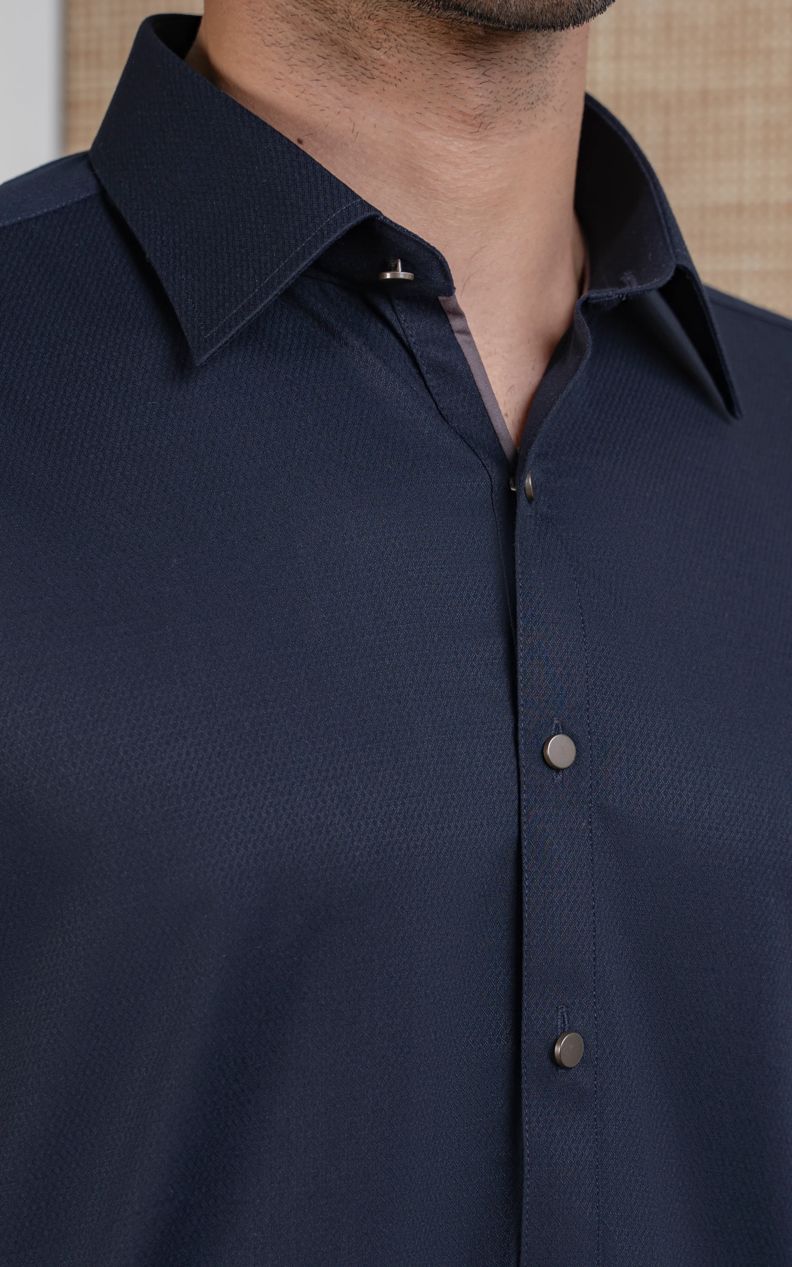 TEXTURED BLENDED KAMEEZ SHALWAR - EXECUTIVE COLLECTION NAVY - Image 3