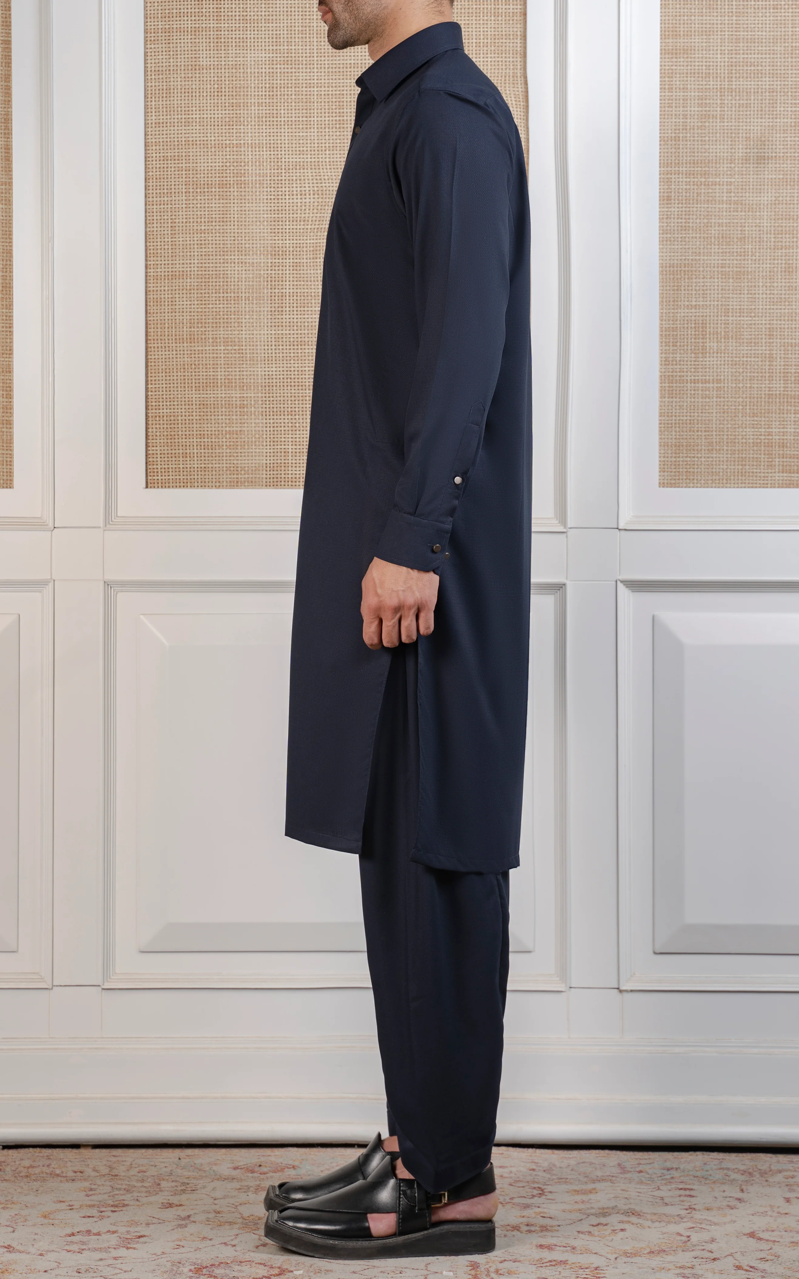 TEXTURED BLENDED KAMEEZ SHALWAR - EXECUTIVE COLLECTION NAVY - Image 4