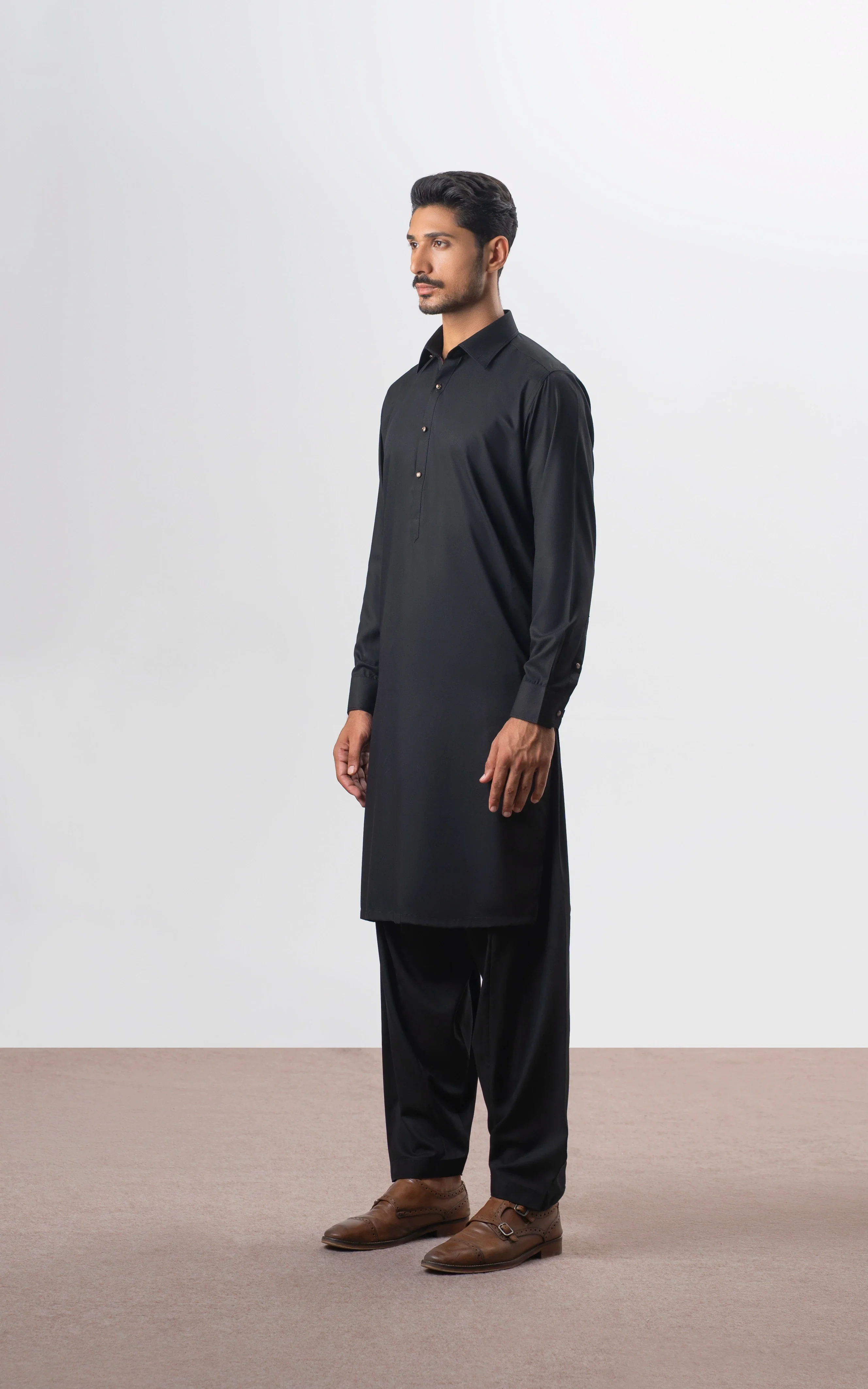 TEXTURED BLENDED KAMEEZ SHALWAR | SIGNATURE COLLECTION BLACK - Image 4