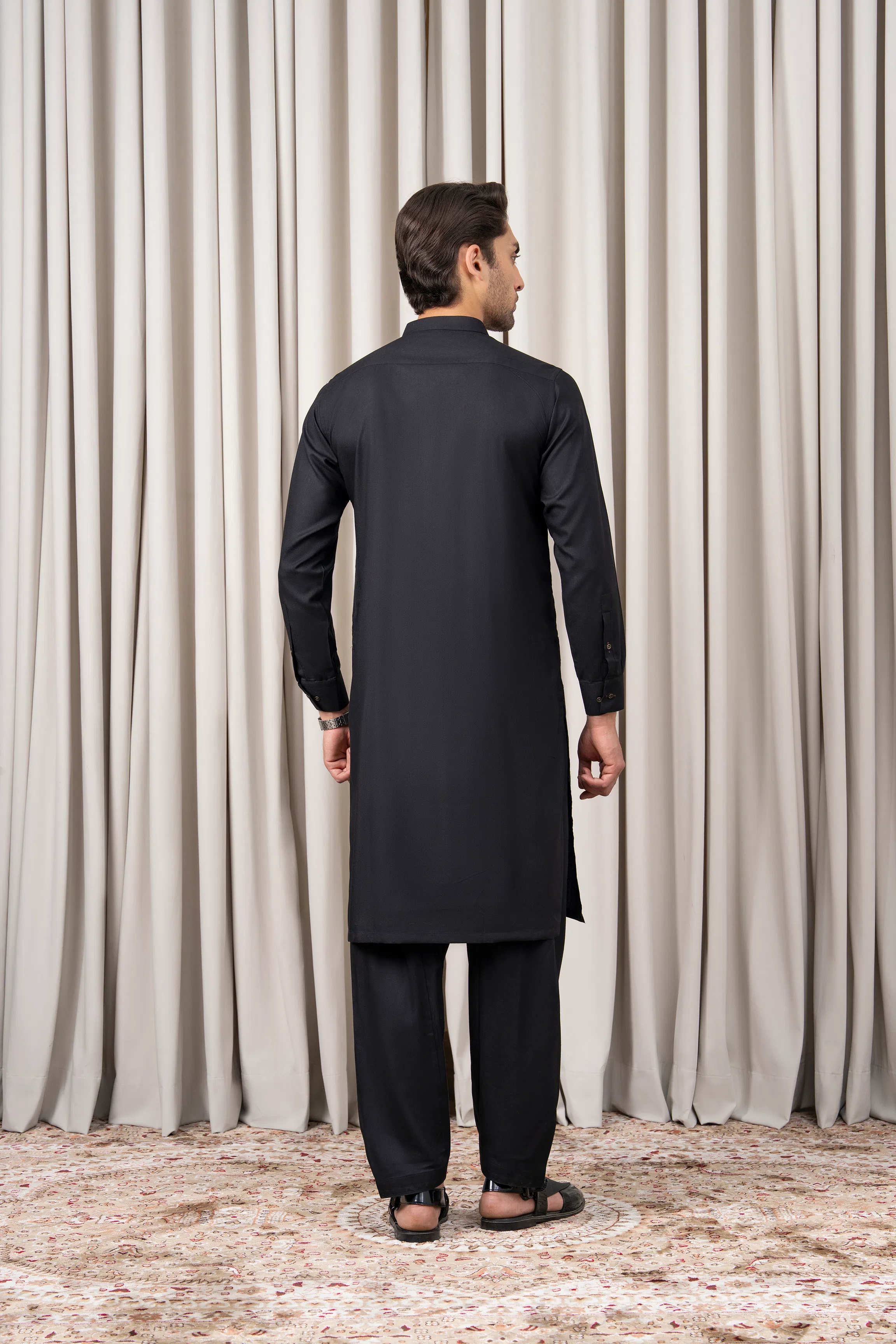 TEXTURED BLENDED KAMEEZ SHALWAR - SIGNATURE COLLECTION BLACK - Image 4