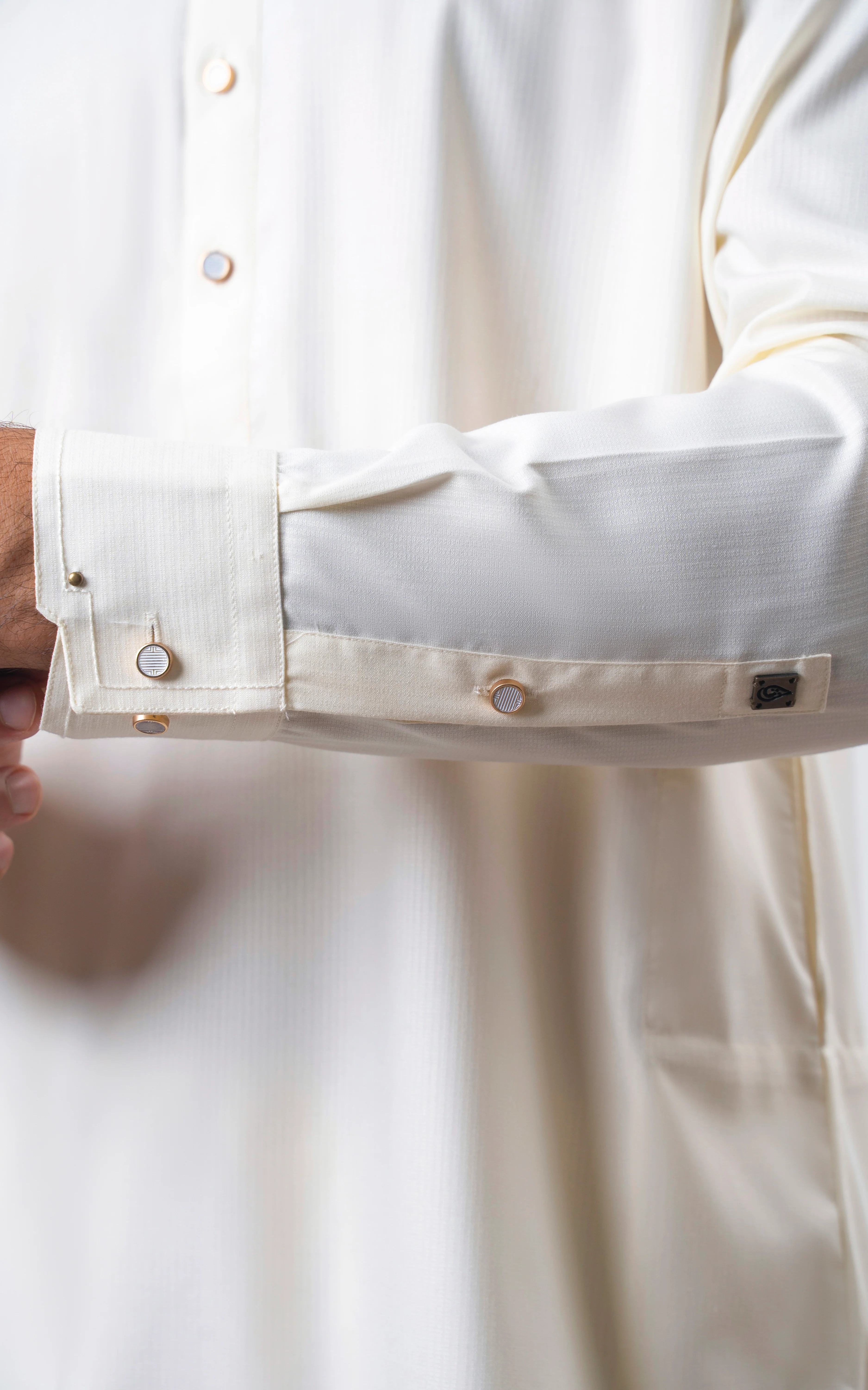 TEXTURED BLENDED KAMEEZ SHALWAR | SIGNATURE COLLECTION CREAM - Image 4