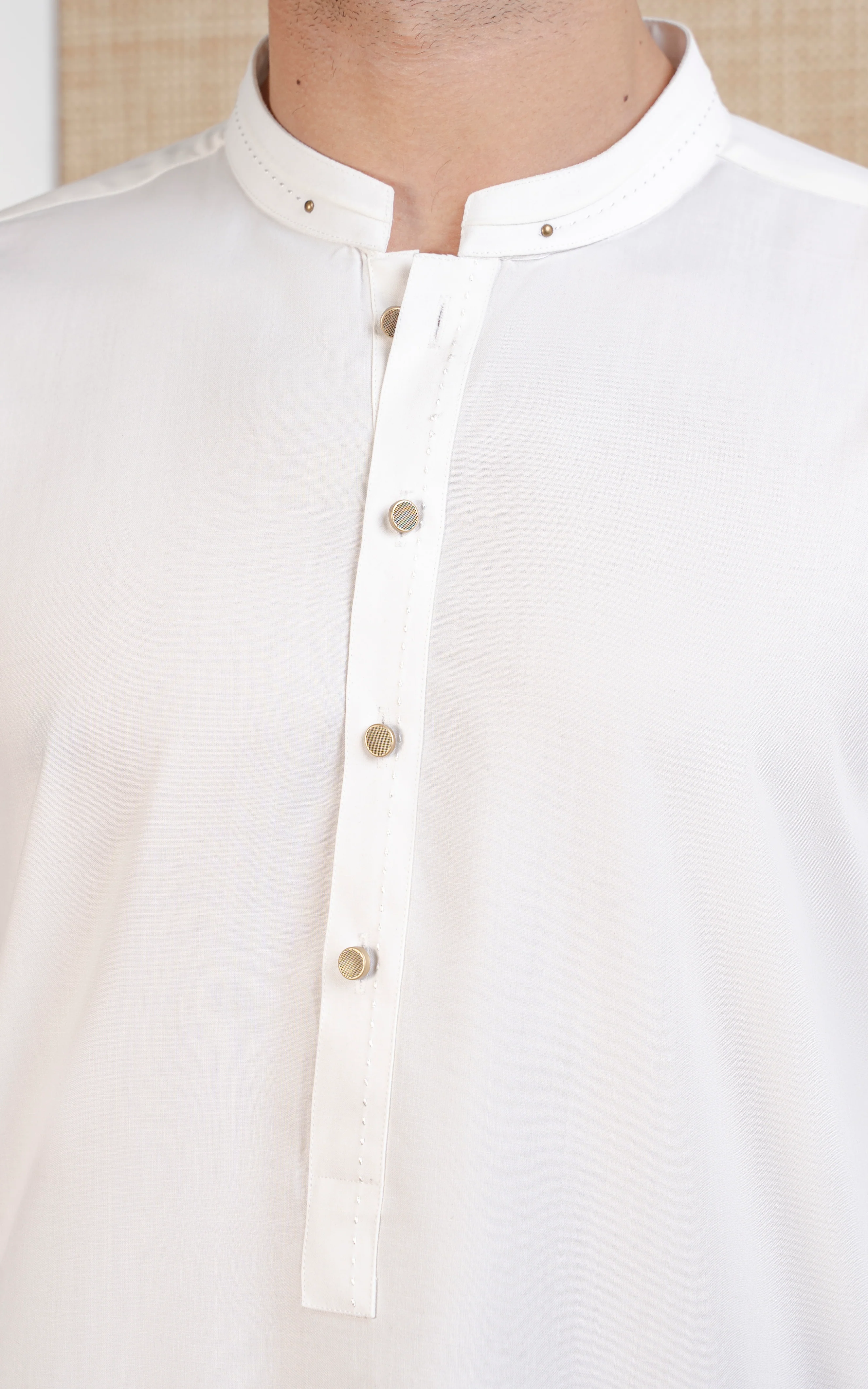 TEXTURED BLENDED KAMEEZ SHALWAR - SIGNATURE COLLECTION WHITE - Image 3