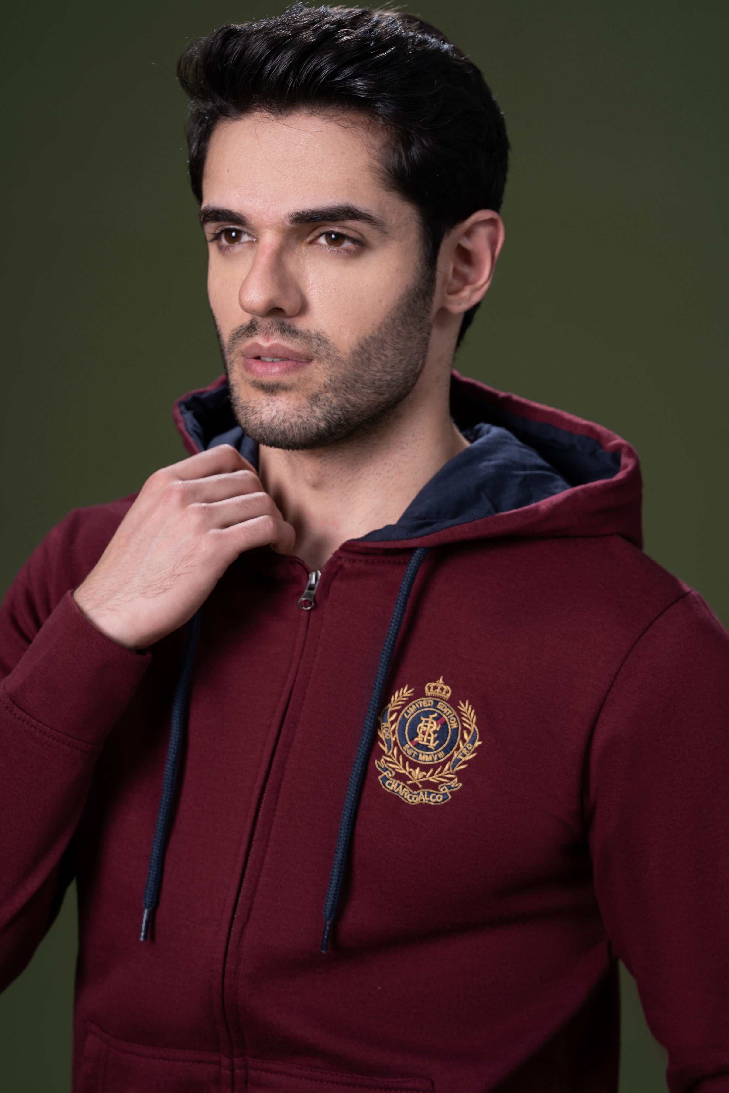 ZIPPER HOODIES MAROON - Image 5
